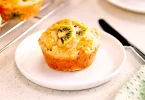 Kiwi muffins